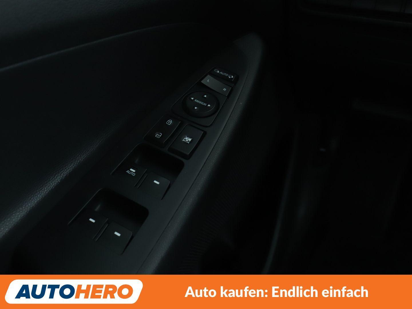 Hyundai Tucson 1.6 Advantage blue 2WD*NAV*TEMPOMAT*CAM*