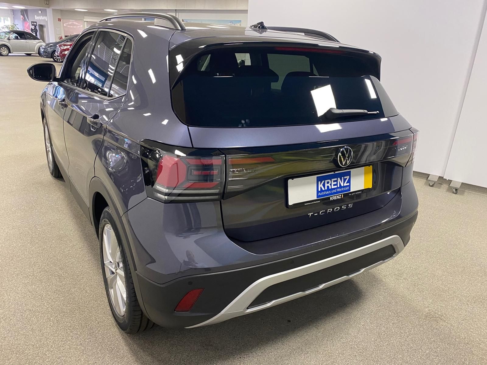 Fahrzeugabbildung Volkswagen T-Cross 1.0 TSI Life+APP+ACC+TOTWINKEL+KAMERA+++