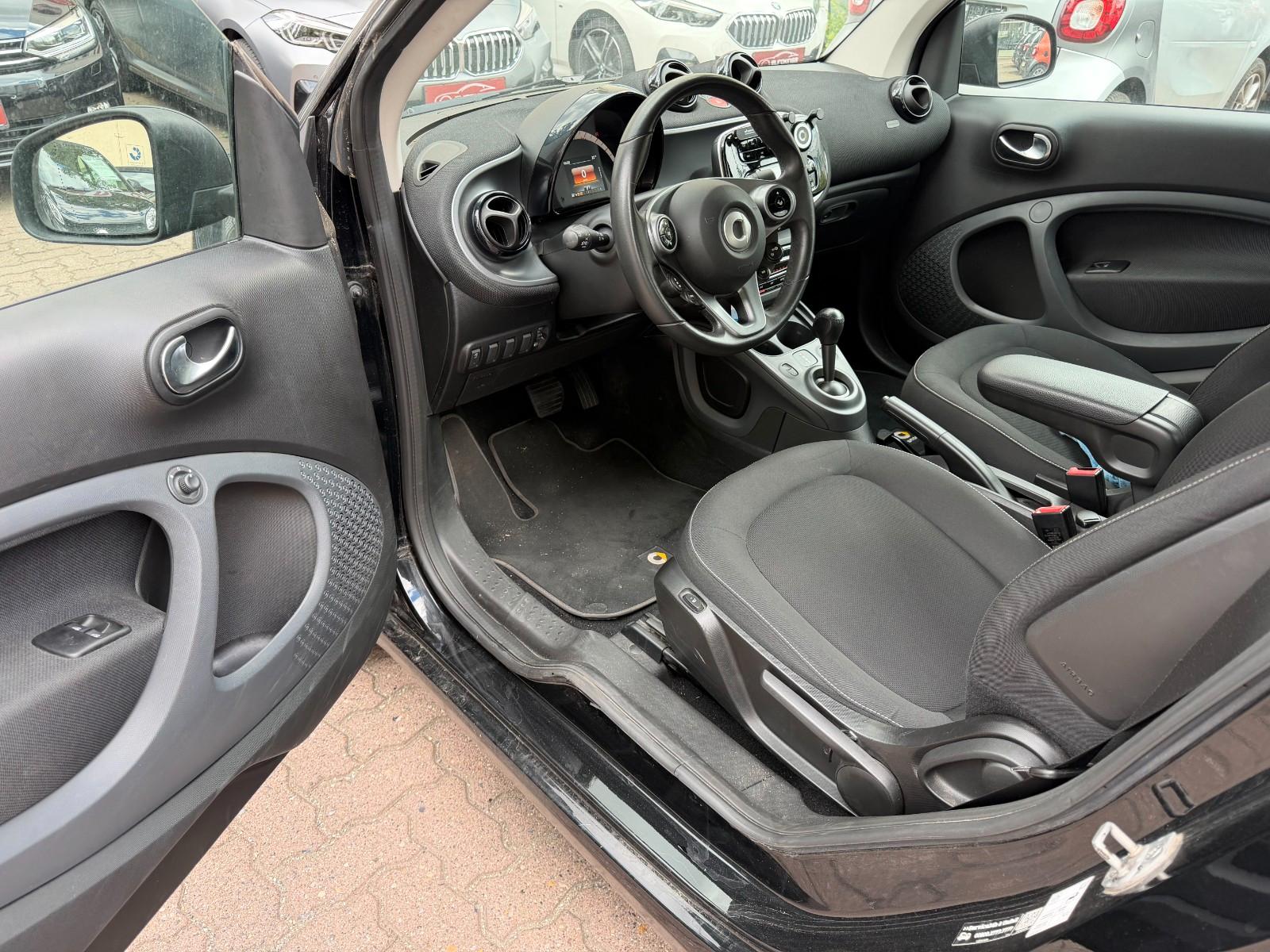 Smart fortwo cabrio TWIN passion *LED*KLIMA*SHZ*AUDIO*