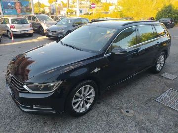 Volkswagen Passat - 1