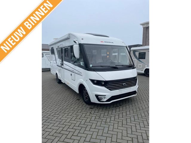 Adria Sonic Plus 700 DC