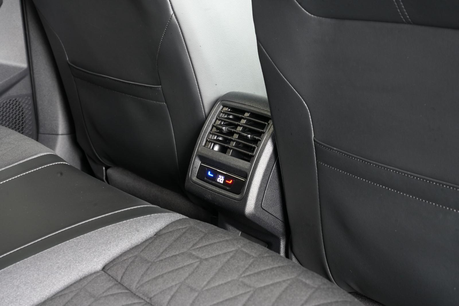 Volkswagen Golf VIII 1.5 eTSI 110 kW Goal, миниатюра 16