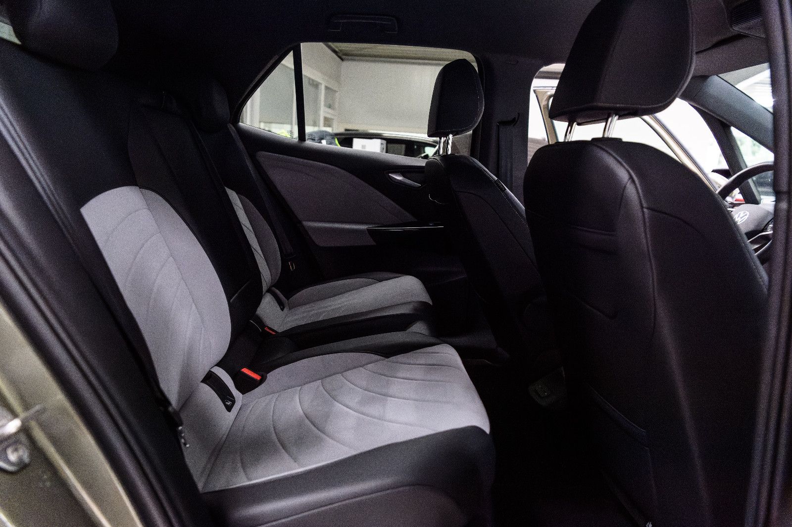 Fahrzeugabbildung Volkswagen ID.3 Pro S IQ-LED+360°KAM+KEYLESS+NAVI+82 kW/h