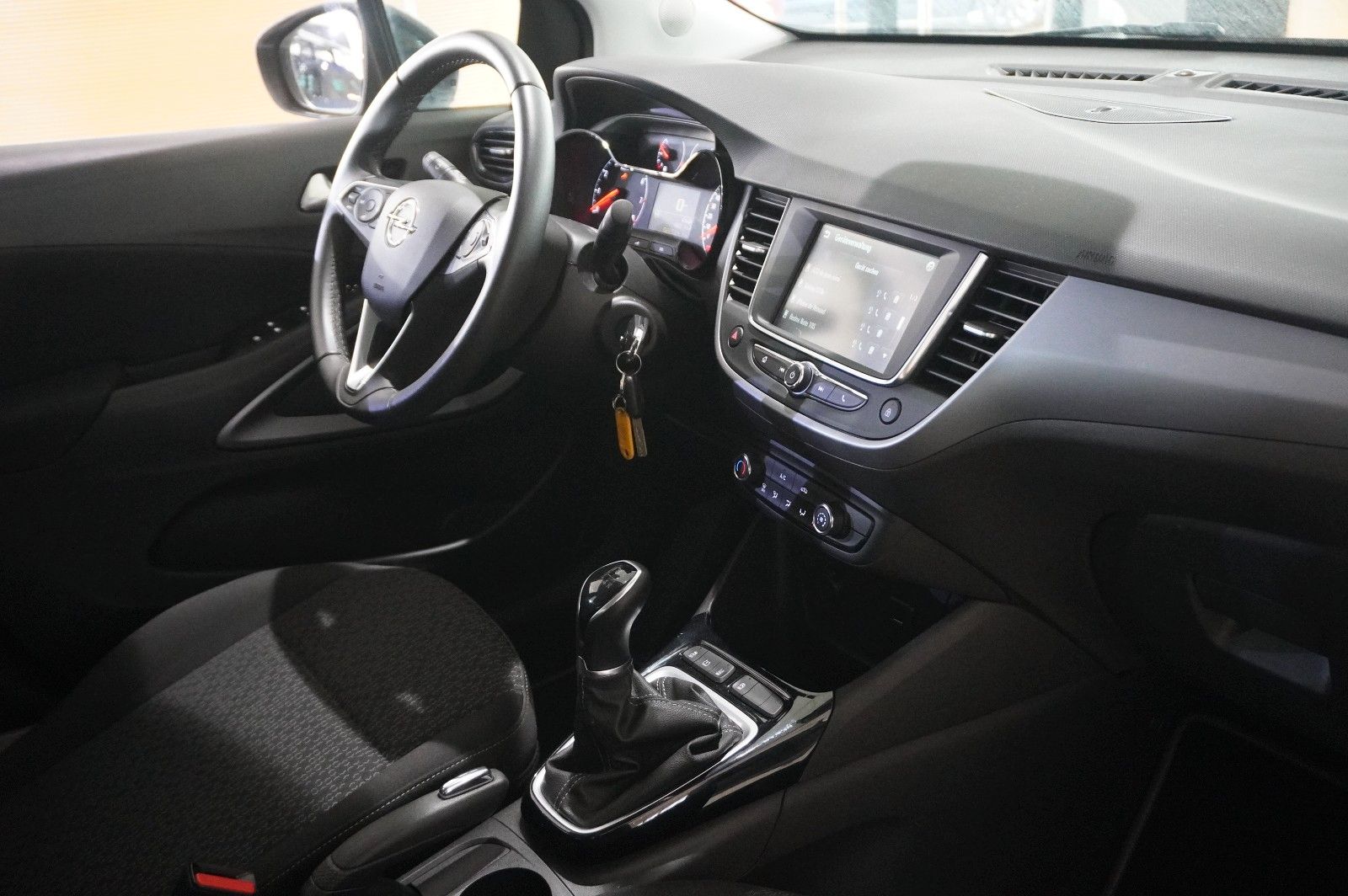 Fahrzeugabbildung Opel Crossland (X) 1.2 EDITION NAVI/LED/KAMERA/DAB+