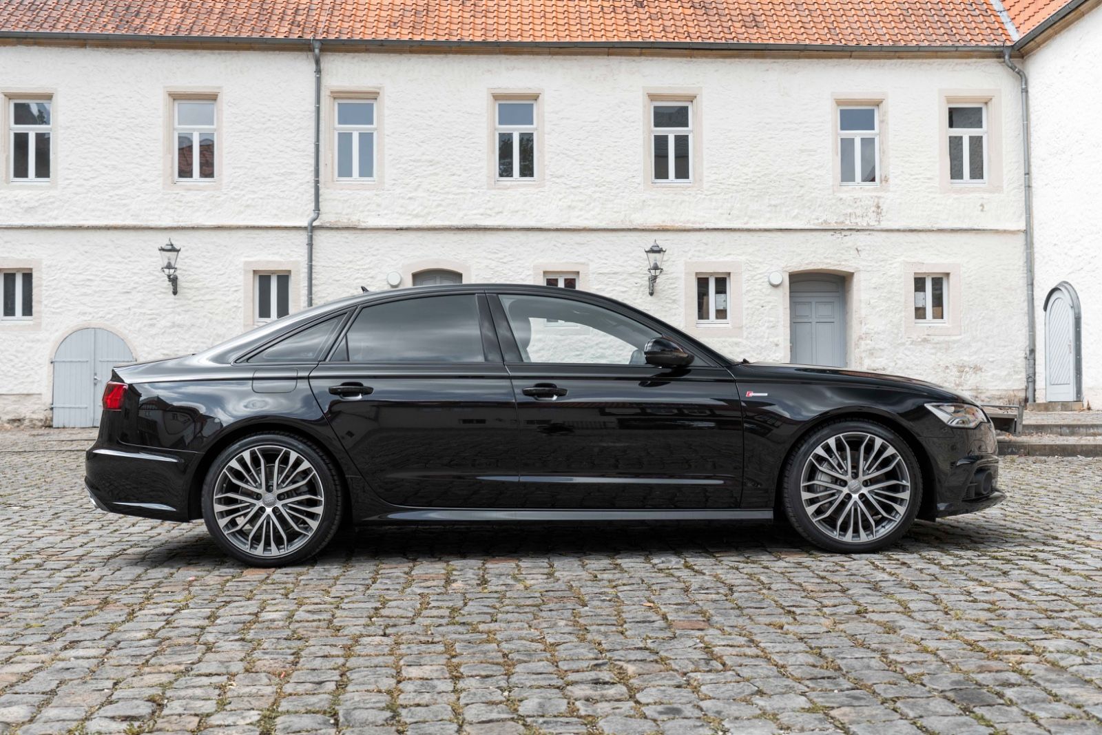 Fahrzeugabbildung Audi A6 3.0TFSI Quattro S-LINE HUD BOSE KAM ACC TOTW