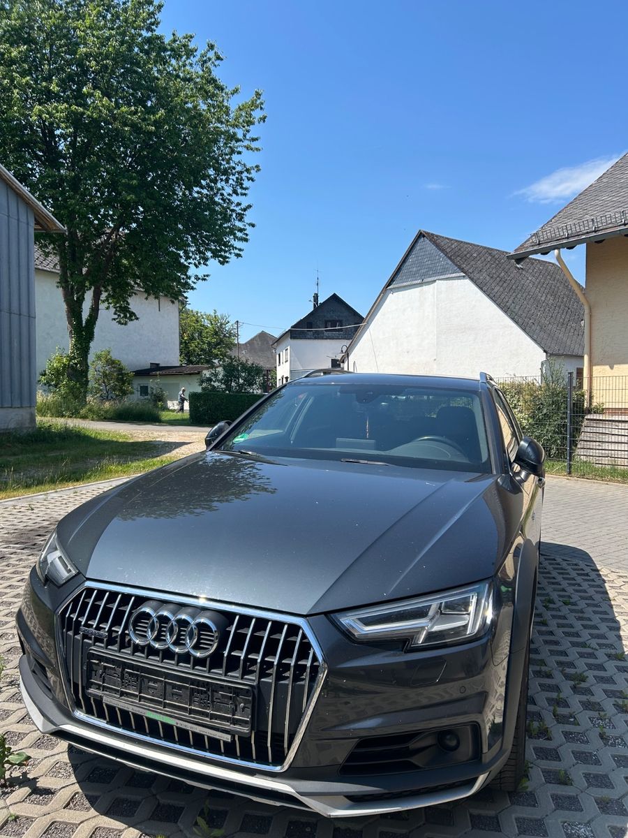 AUDI A4 3.0 TDI S tronic sport quattro Avant sport 
