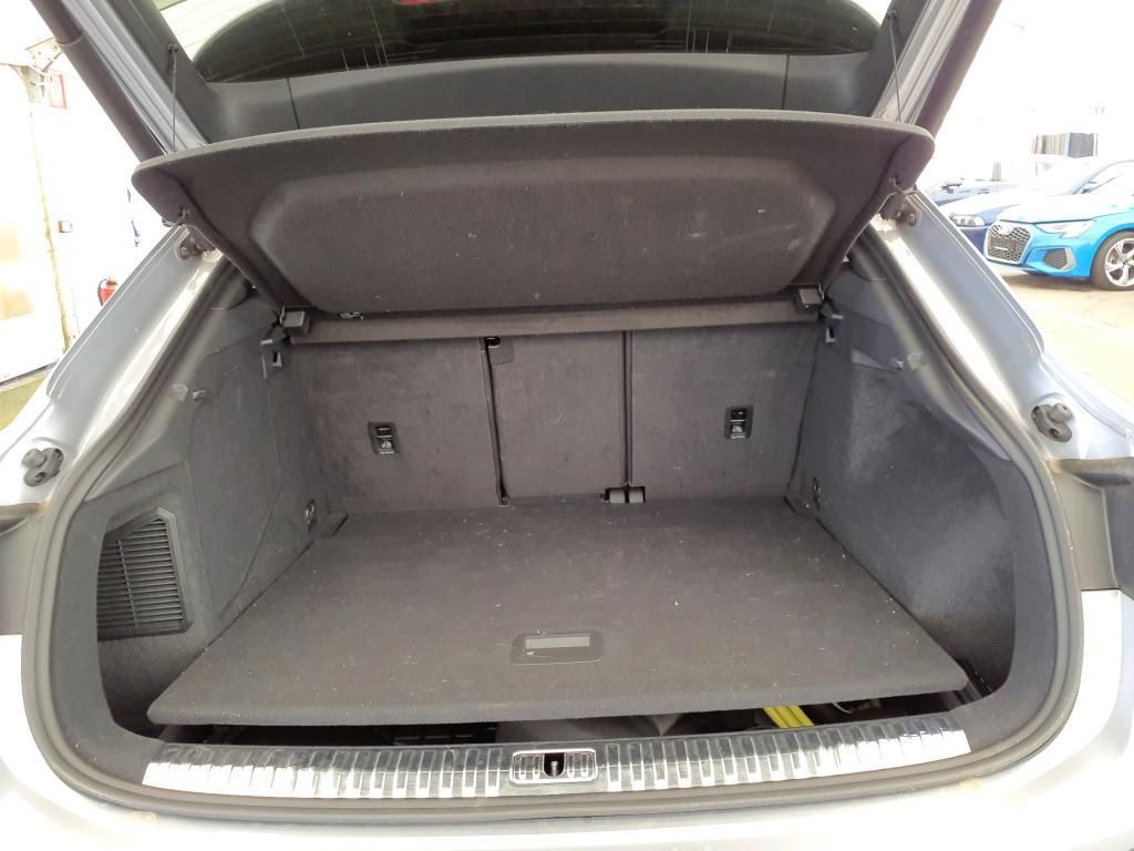 Audi Q3 Sportback 45 TFSIe S-Line LED ACC VC NAVI foto 4