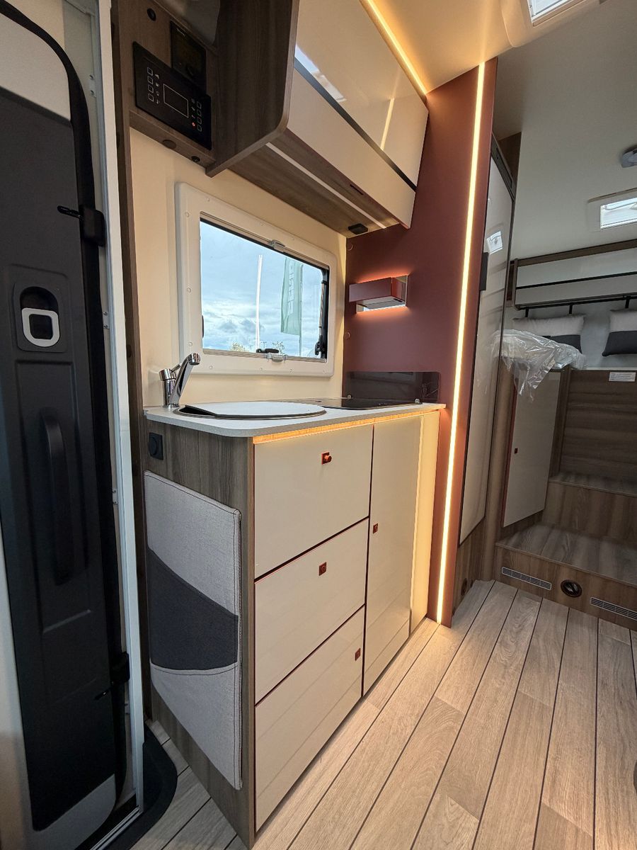 Fahrzeugabbildung Roller Team Kronos Fit 281 TL