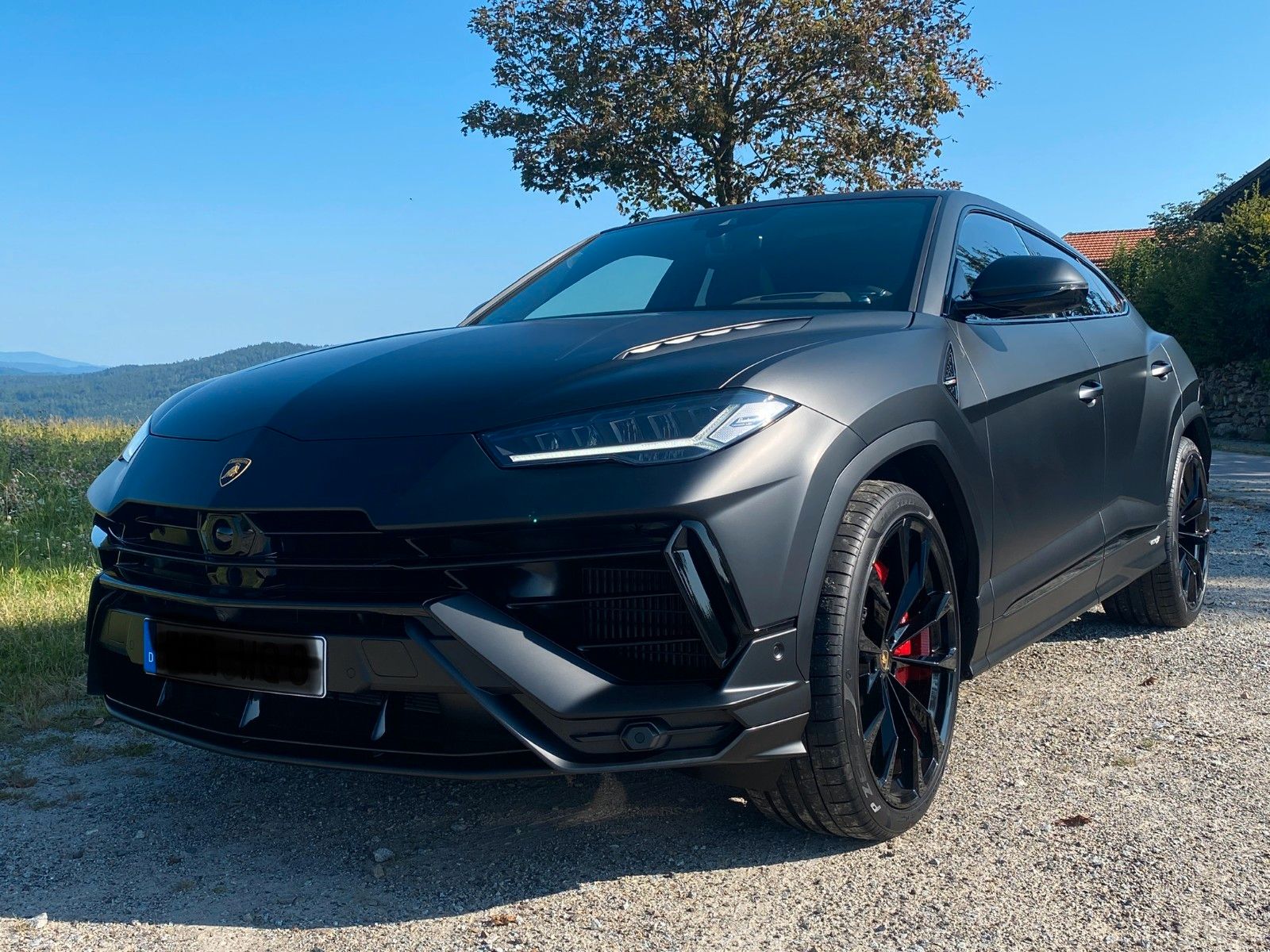 LAMBORGHINI Urus