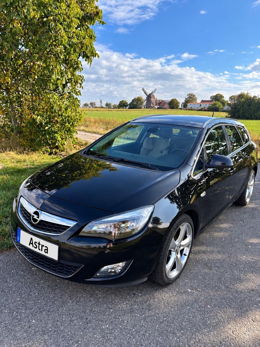 Opel Astra 2011 — vehicle for AFU Ukraine
