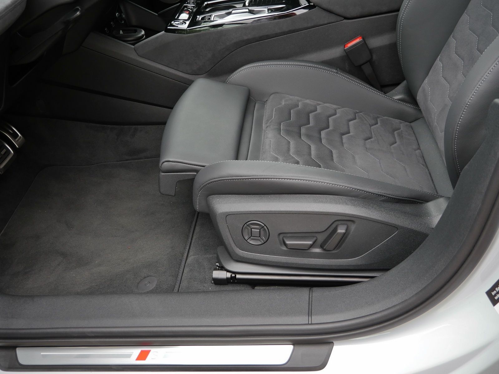 Audi A6 e-tron - Bild 23