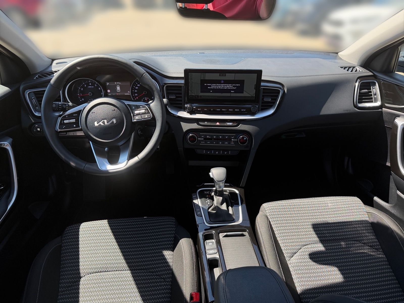 Fahrzeugabbildung Kia CEED_SW 1.5T 140 DCT7 VIS KOMF+ (NAV)