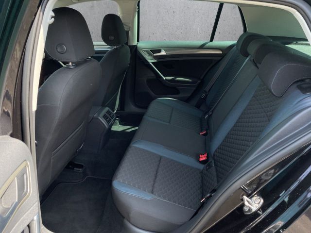 Golf VII IQ.DRIVE 1.5 TSI OPF Navi/AppC/SHZ/PDC