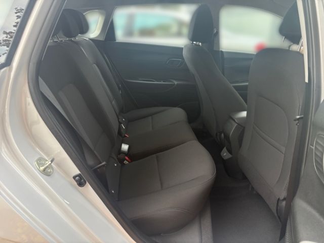 Fahrzeugabbildung Hyundai i20 Advanced 1.0 T-GDI +CARPLAY+TEMPOMAT+SHZ+RFK