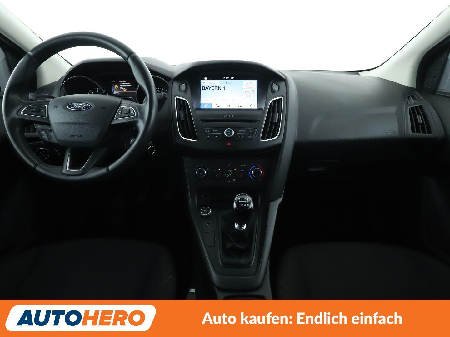 Ford Focus 1.0 EcoBoost Business*NAVI*TEMPO*PDC*SHZ*