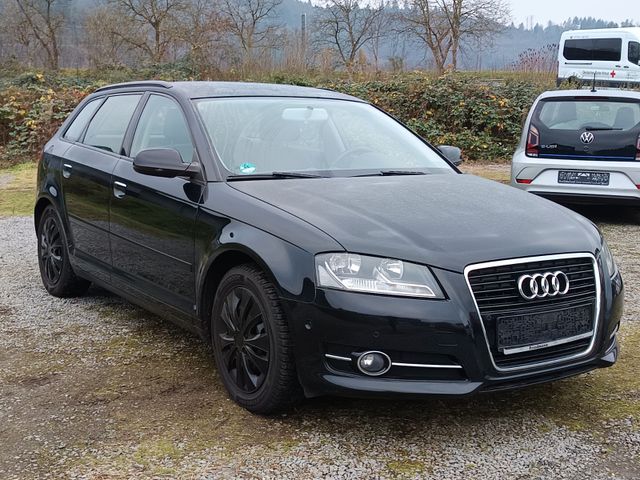 Audi A3 Sportback 1.6 TDI Attraction