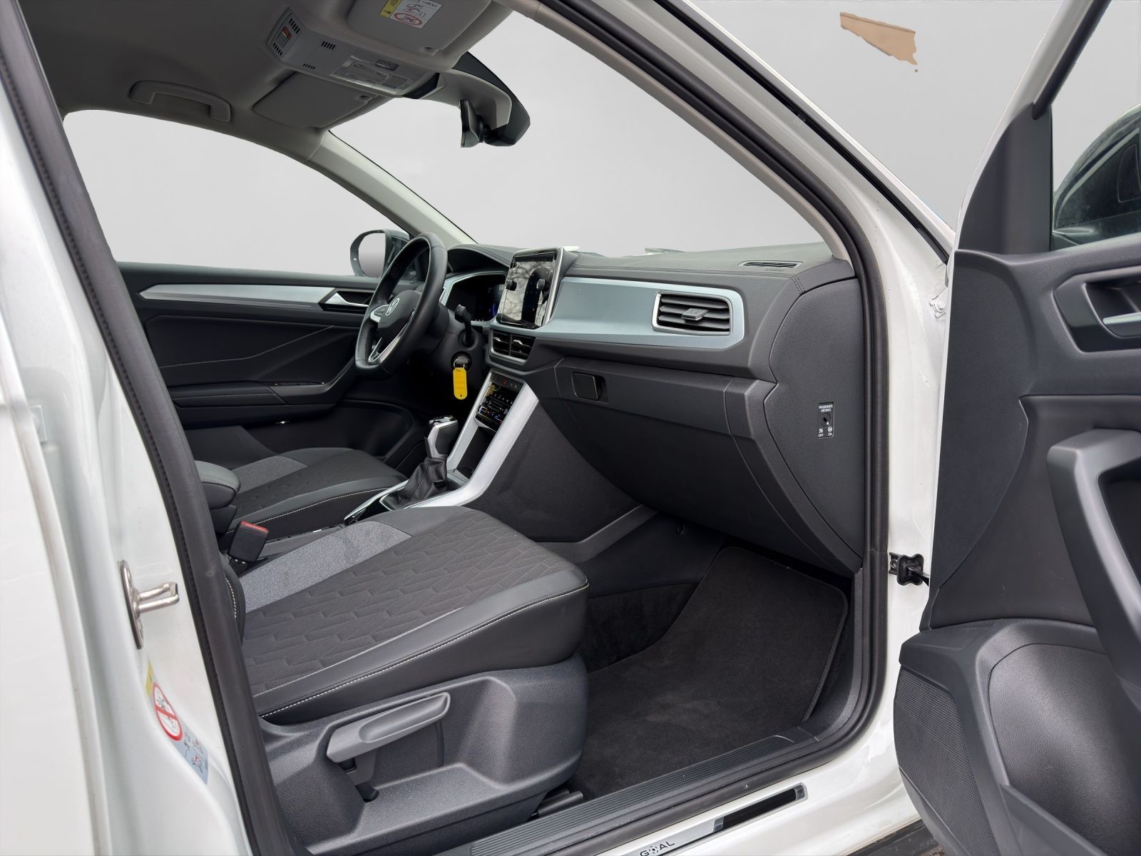 Volkswagen T-Roc - Bild 4