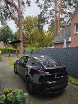 Tesla Model Y LR 03/2023 | Boost | 20" Induction - Tesla Model Y Gebrauchtwagen in Berlin