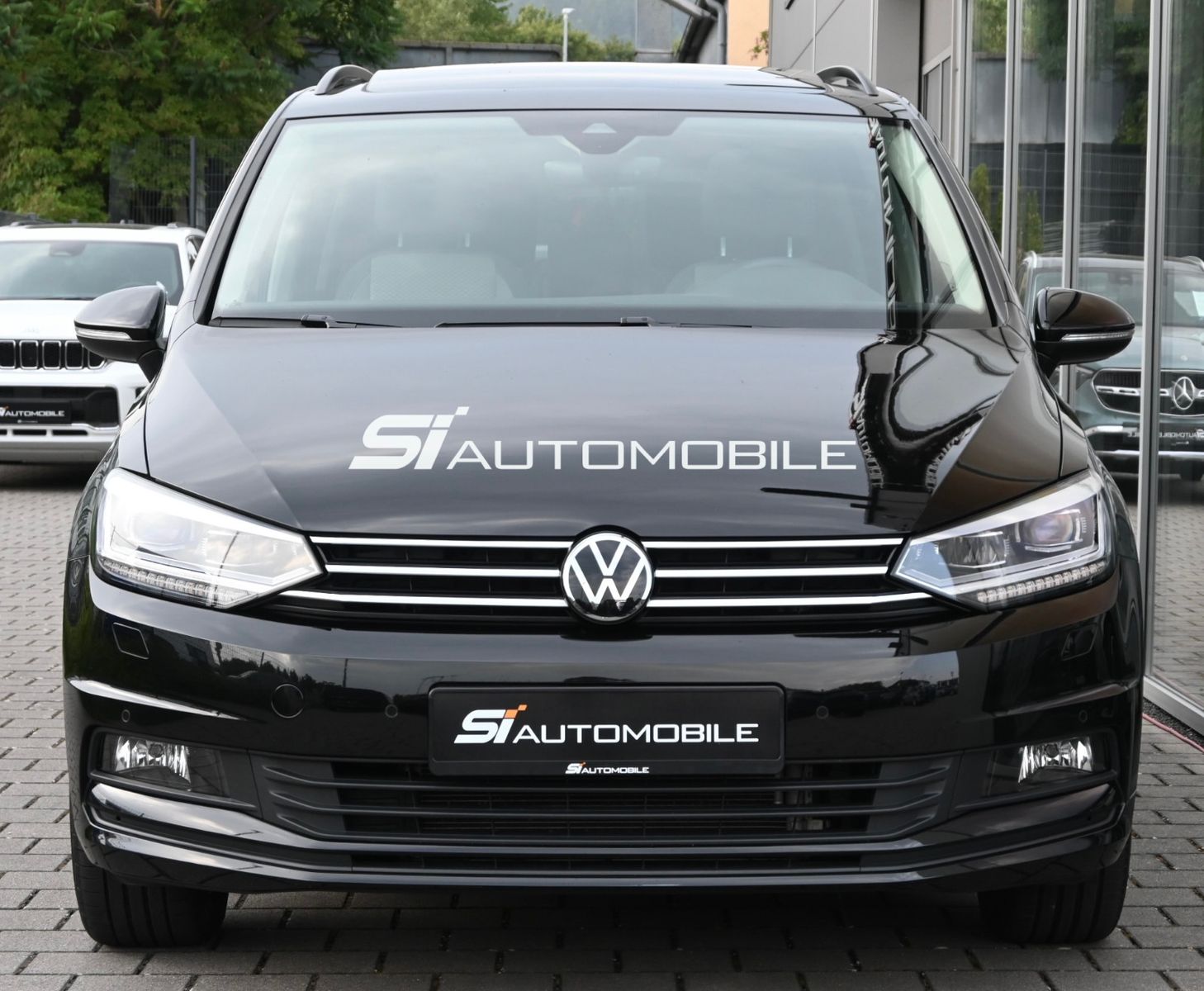 Fahrzeugabbildung Volkswagen Touran 1.5 TSI DSG °ACC°AHK°PANO°STHEIZ°DYNAUDI°