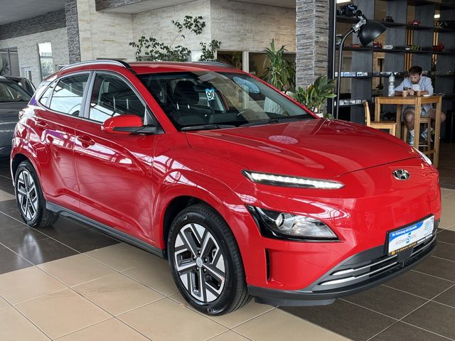 Hyundai Kona Select 2WD*ACC*R-Cam*LED*SHZ*CarPlay*PDC*
