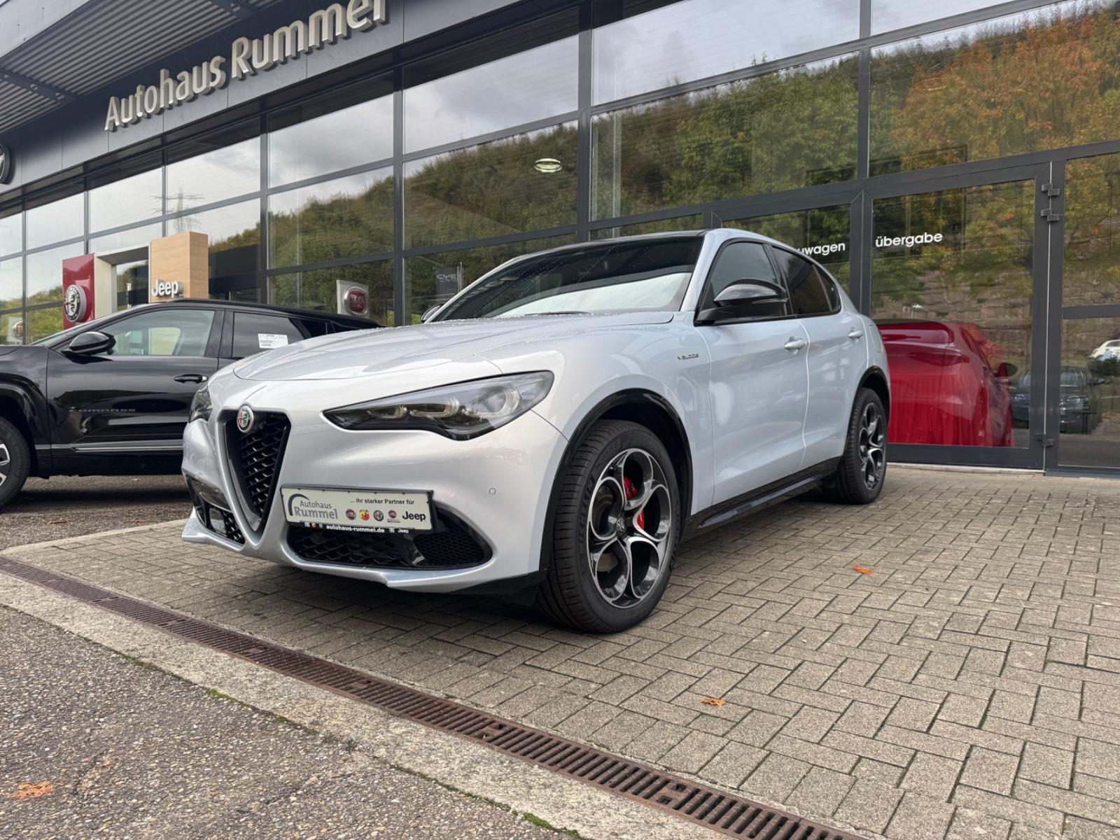 Alfa Romeo Stelvio Veloce Q4 +PANO+MATRIX LED+20ZOLL+