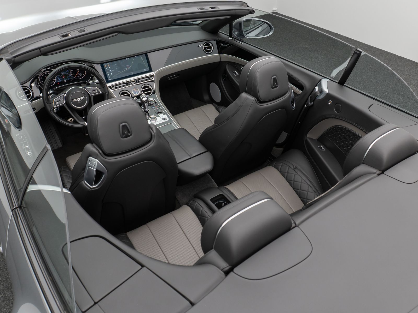 Fahrzeugabbildung Bentley Continental GTC W12 Mulliner 360°HUD NightVision