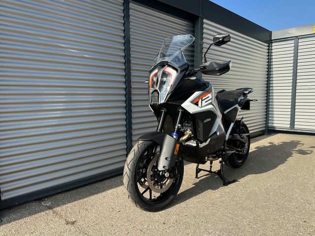 KTM 1290 SUPER ADVENTURE S / MY24 / 4 JAHRE GARANTIE