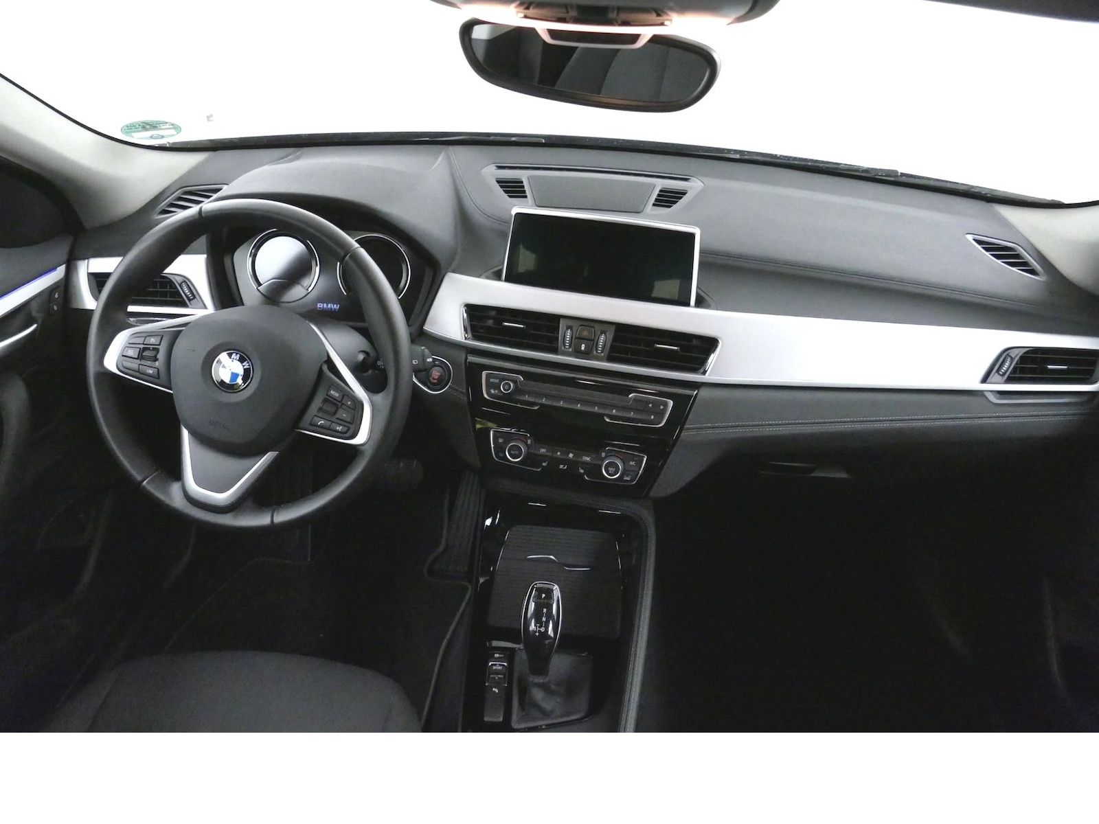 BMW X2 sDrive 18i Advantage Navi Kamera Sound LED+ foto 5