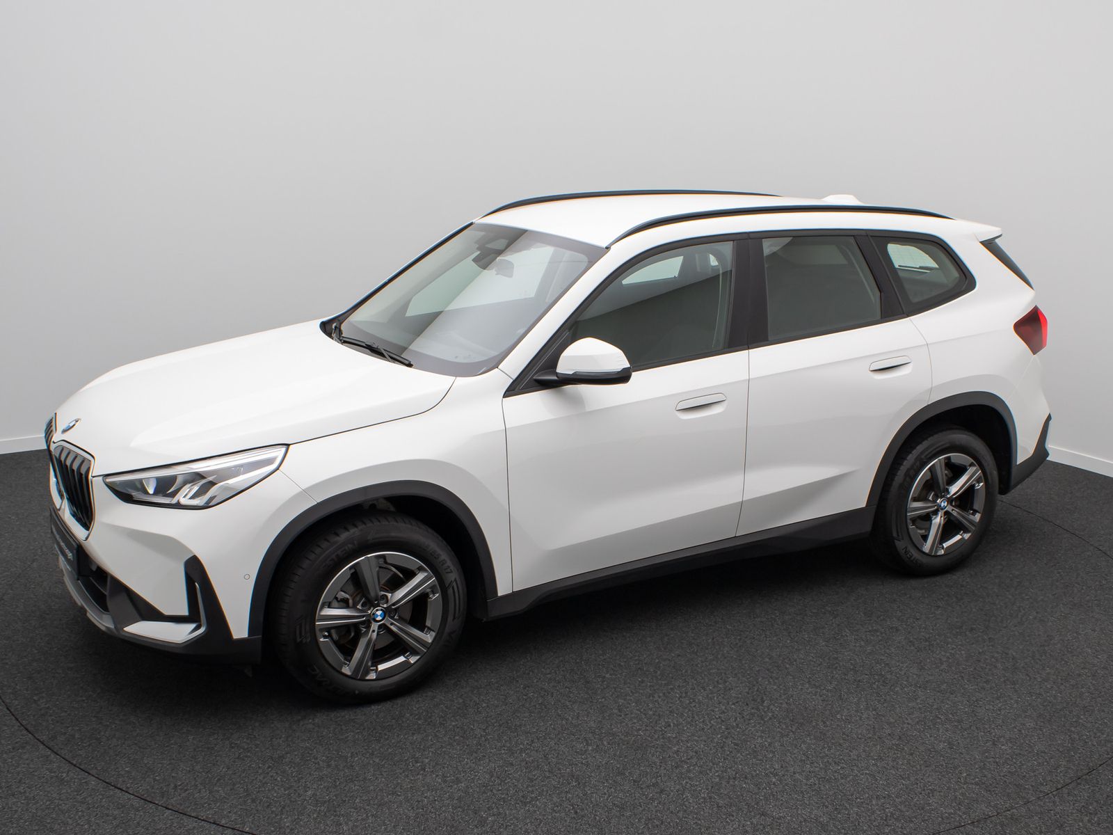Fahrzeugabbildung BMW X1 sD18d AHK Kamera DAB GeschwindigReg Widscreen