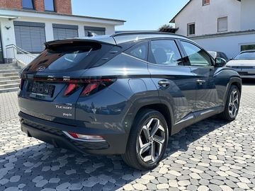 Hyundai TUCSON - 8