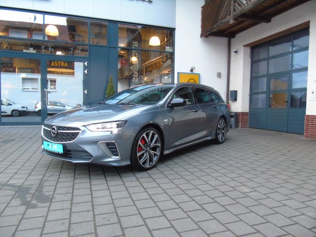 Opel Insignia B Sports Tourer GSi 4x4