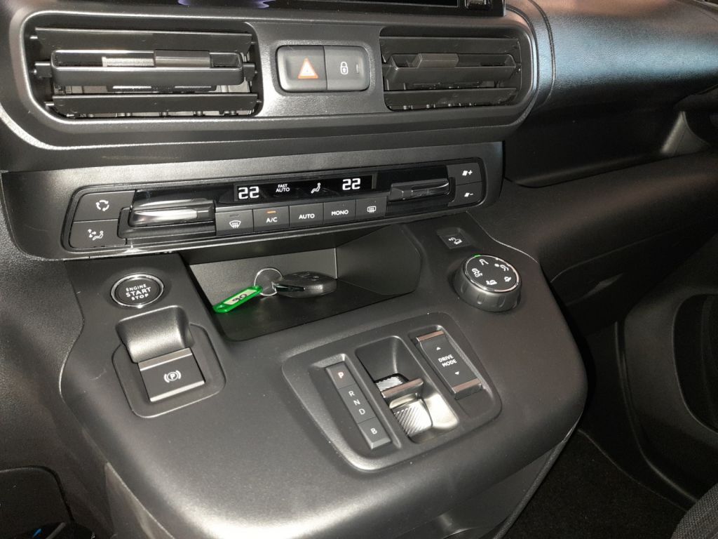 Fahrzeugabbildung Opel Ultimate