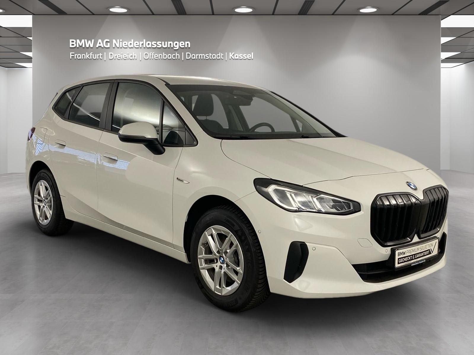 BMW 220i Active Tourer AHK Kamera Sitzheizung
