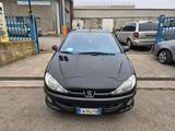 Peugeot 206 1.6 16V CC - Peugeot 206 mit Benzin-Antrieb: Cabrio, 1.6