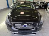 Volvo XC60 D5*SUMMUM*AWD*PANO*BI-XEN*RFK*NAVI*ACC*BLIS - Volvo XC60: Summum