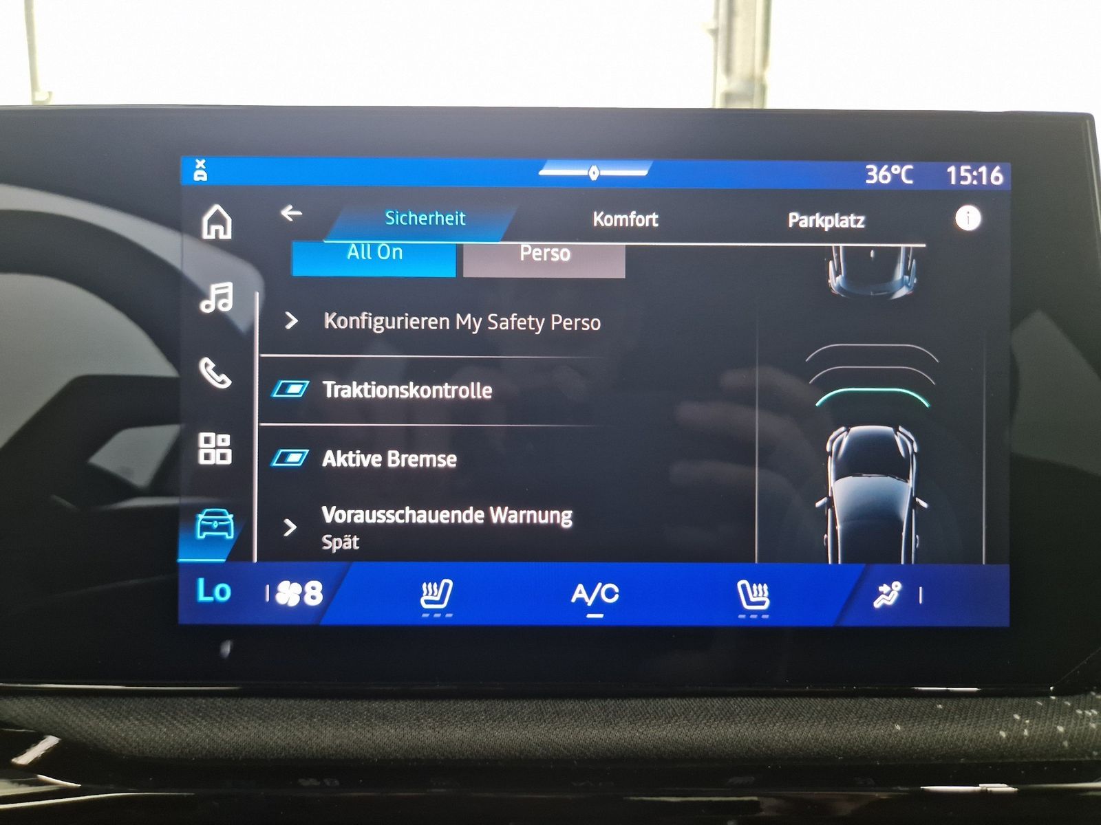 RENAULT Clio  Techno TCE 115 EDC Winterpaket – Bild 31