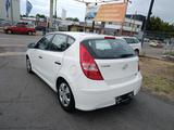 Hyundai i30 Classic*1 HAND*SHEFTGEPFLEGT*V-NEUTEILE*AHK* - Hyundai Gebrauchtwagen von 2012