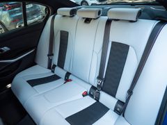 BMW M3 – 28 / 32