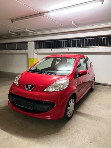 Peugeot 107 Filou 70 TÜV und SERVICE NEU