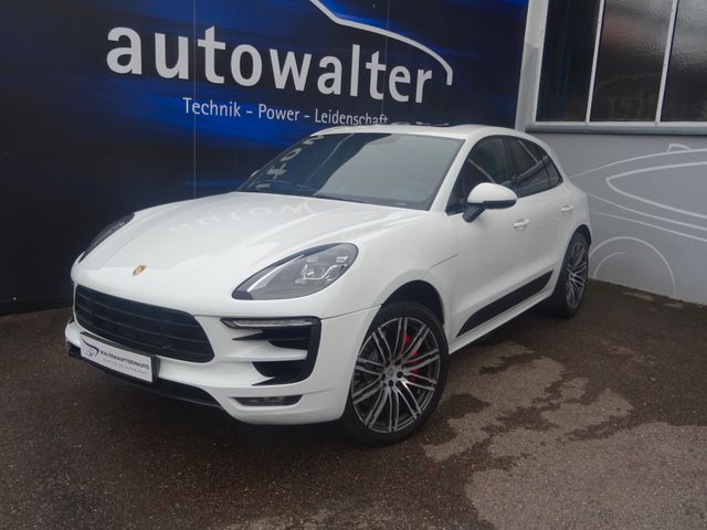 Porsche Macan Turbo mit Performance Paket