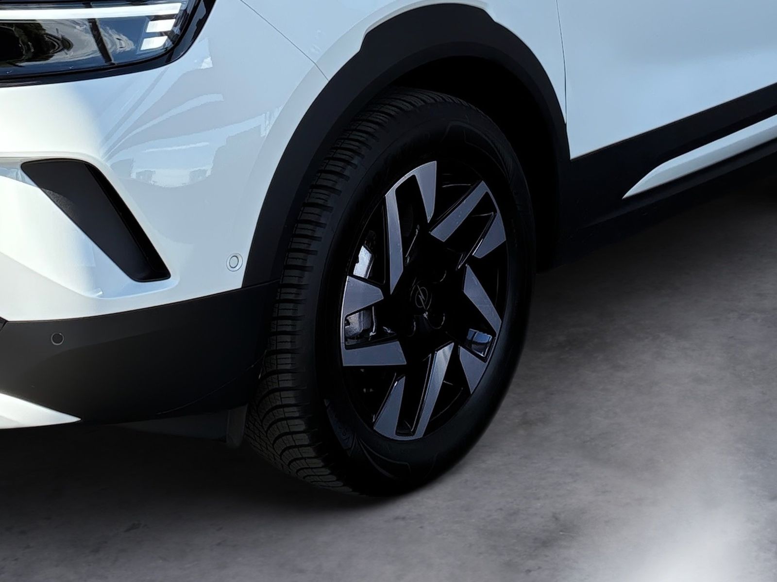 Fahrzeugabbildung Opel Mokka 1.2 Edition Kamera,LED,Navi,SHZ,Klimaaut.