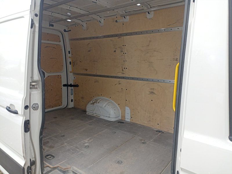 Fahrzeugabbildung Volkswagen Crafter Kasten 2.0 TDI L3H3 Aut. AHK+NAVI+STANDH