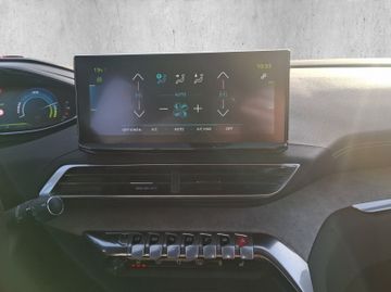 Peugeot 3008 GT Pack 1.6 225 360+Kam.+KeyLess+LED+Navi