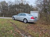 Mercedes-Benz E 220 CDI AVANTGARDE Avantgarde - Mercedes-Benz E 220 aus 2004: Cdi