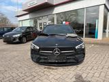Mercedes-Benz CLA Shooting Brake CLA 200 - schwarze Mercedes-Benz CLA Shooting Brake