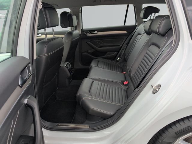 Passat Variant 2.0 TDI DSG ELEGANCE AHK+HEAD-UP+
