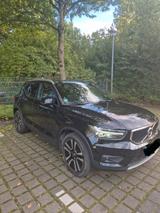 Volvo XC40 T5 Twin Engine - Volvo XC40 mit Hybrid-Antrieb: Automatik