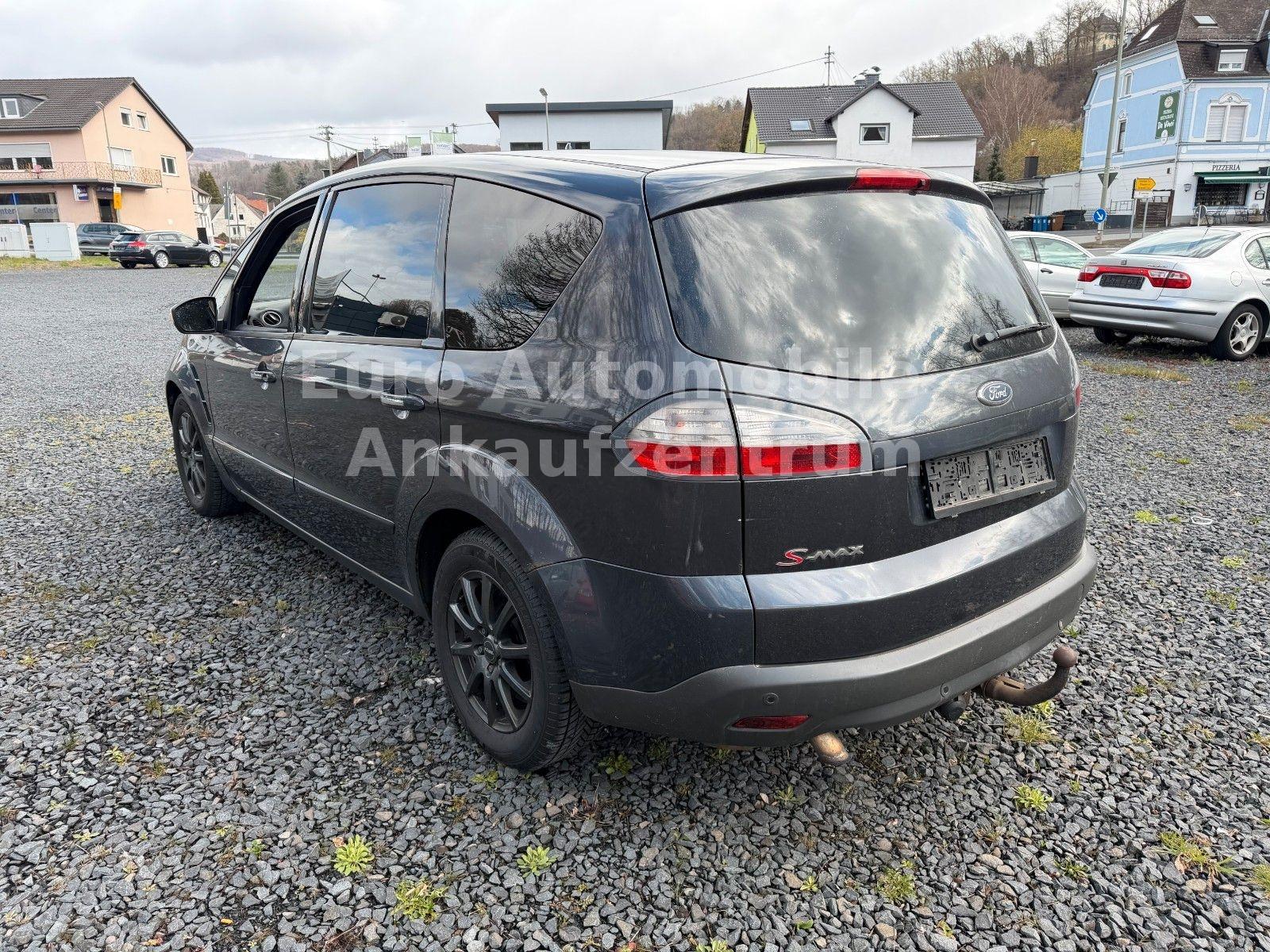 Ford S-Max S-MAX Titanium / SHZ / TEMPO