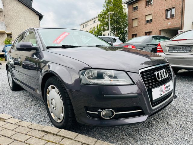 Audi A3 Sportback 1.6 TDI Attraction