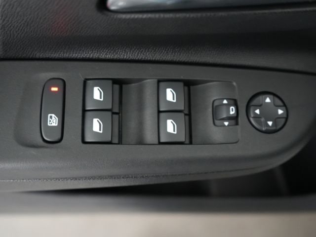 Corsa F FACELIFT+LED LICHT+RÜCKFAHRKAMERA+SITZ-/
